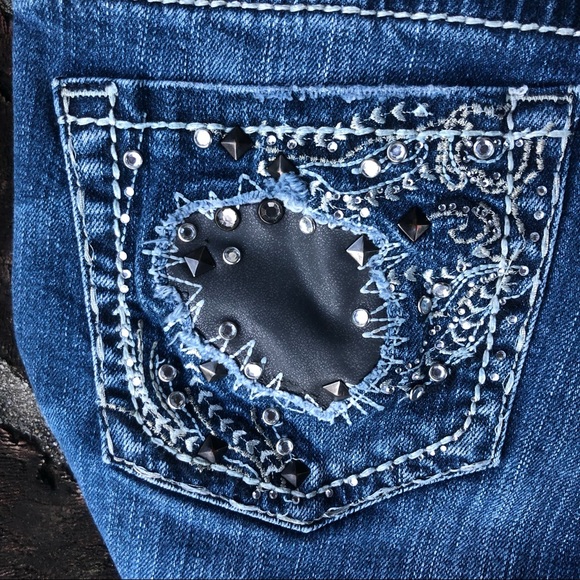 Silver "AIKO" Mid slim bootcut blue jeans size 27 - Picture 6 of 9